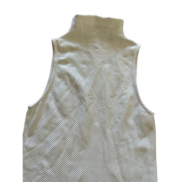 ATHLETA White Mock Neck Ribbed Tank Top Size Small - Picture 4 of 7